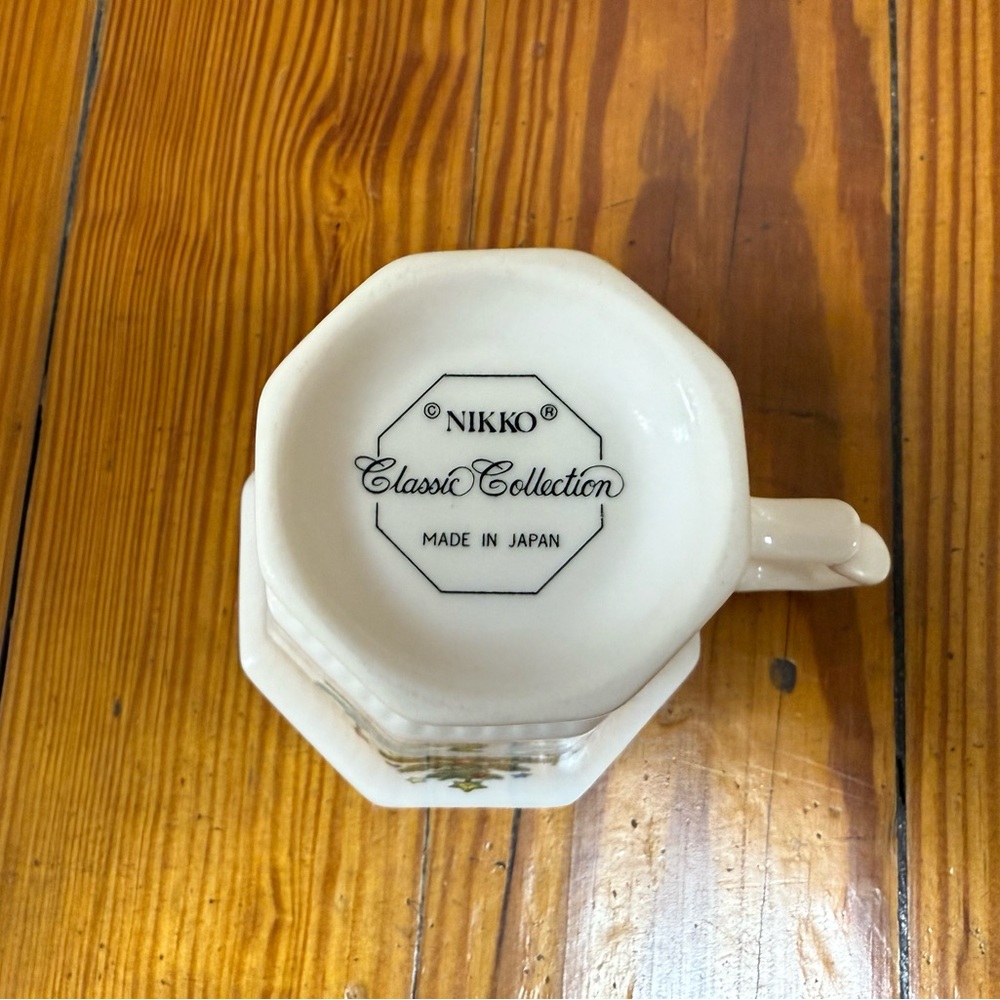 Nikko Classic Collection Christmas Tree Dinnerware Set - Picture 9 of 9
